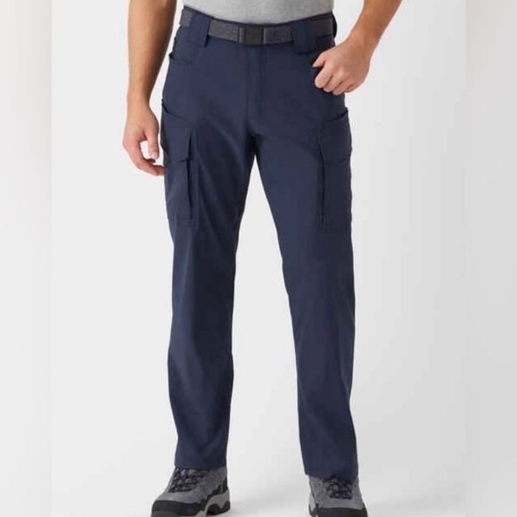 New Duluth flex dry on the fly cargos color gun metal - Picture 3 of 16